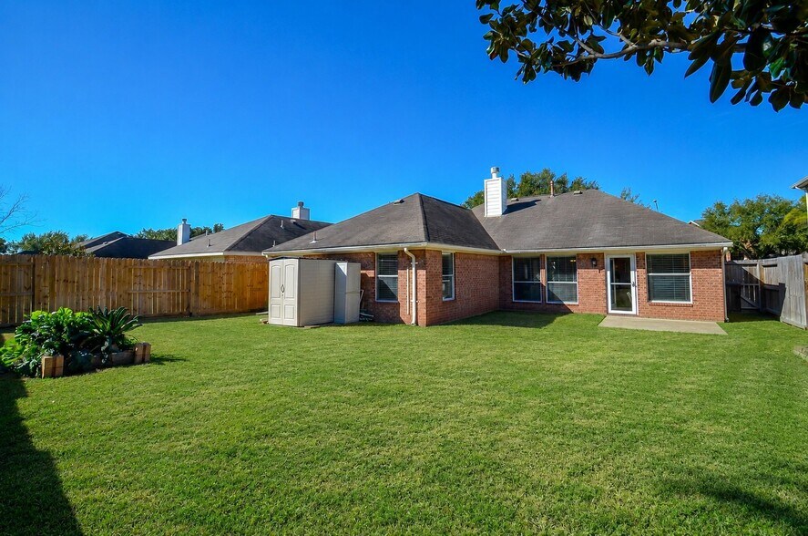 Building Photo - 11515 Mill Bridge Ct