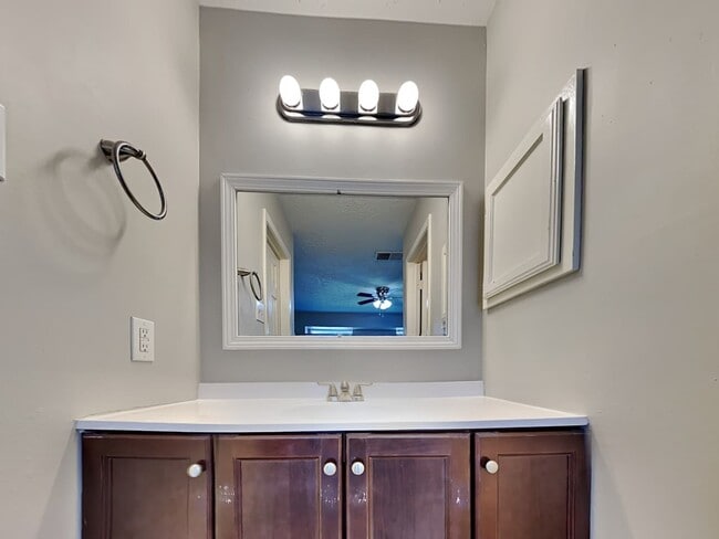 Building Photo - 4126 Pocahontas Dr