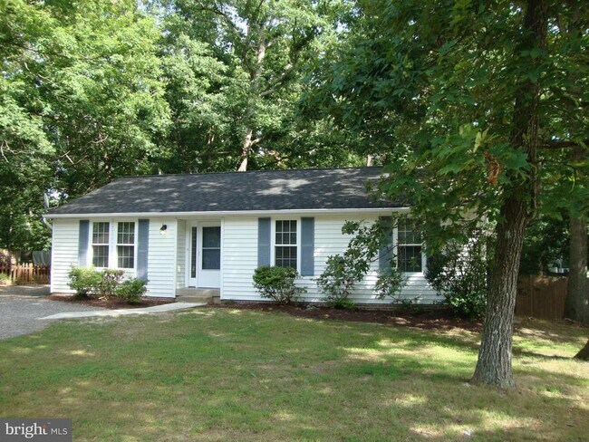Building Photo - 10605 Holleybrooke Dr