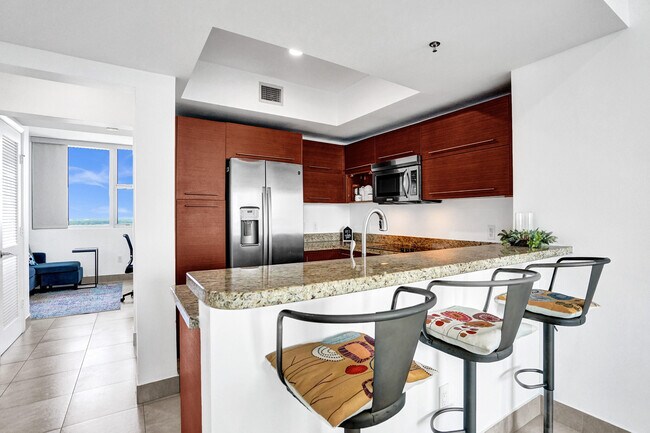 Building Photo - 2641 N Flamingo Rd