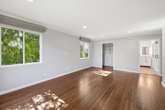Building Photo - Elegant Two-Story Home with Backyard Oasis...