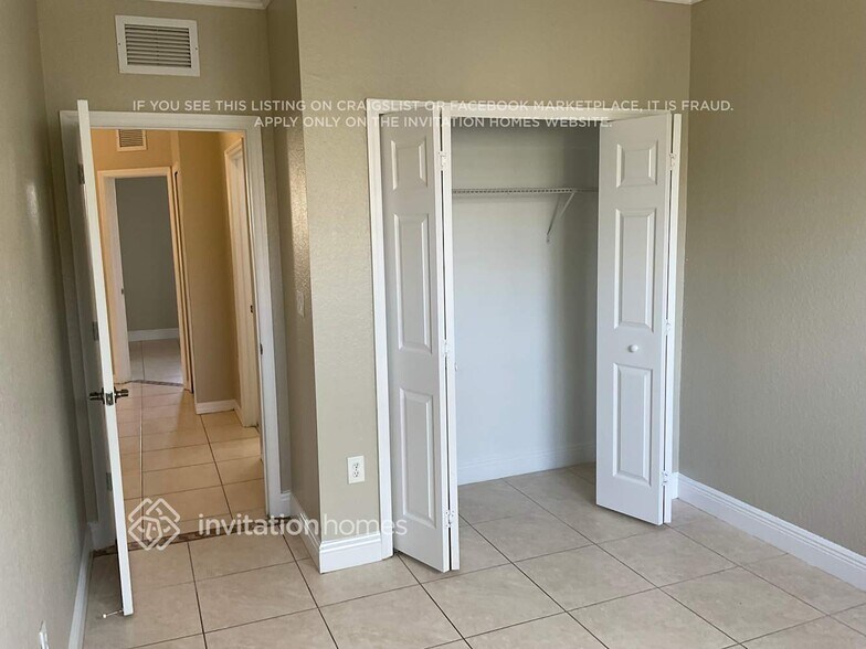 Building Photo - 13758 SW 116th Ln
