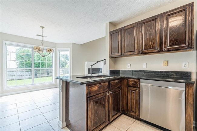 Building Photo - 3301 Avensong Village Cir
