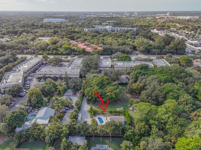 Building Photo - 11324 Palm Tree Ln