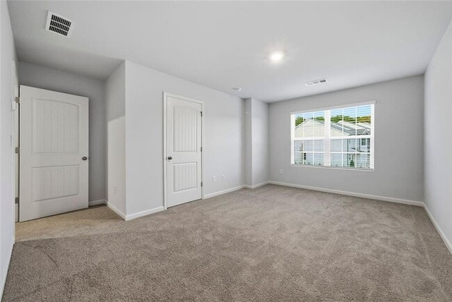 Building Photo - 5961 Skylar Dr