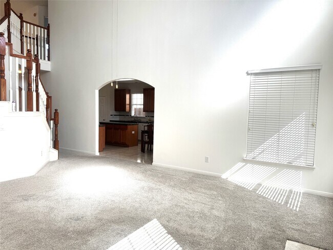 Building Photo - 6611 Sunrise Valley Ln