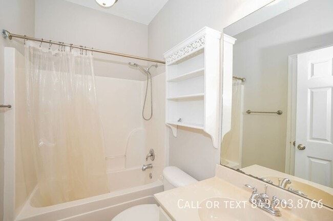 Building Photo - 3004 Treadwell St