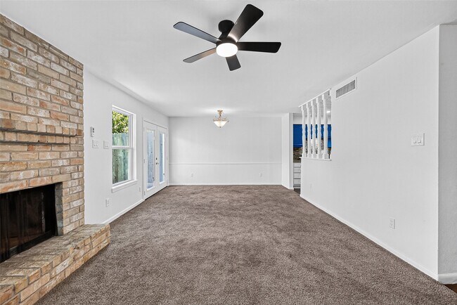 Building Photo - 7932 Grow Ln