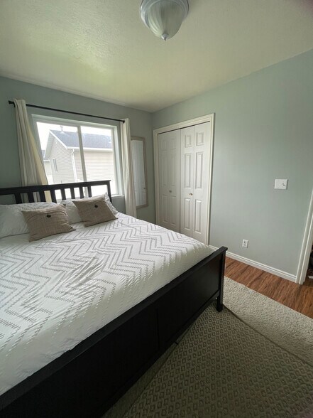 Bedroom 2 - 305 W 100 N
