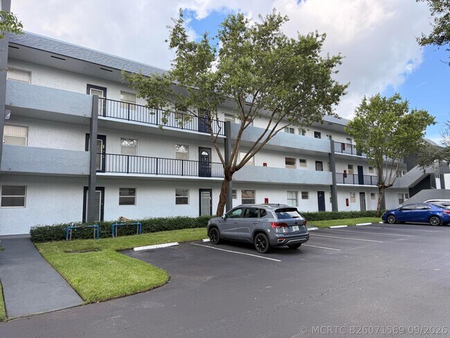 Building Photo - 8310 Sands Point Blvd