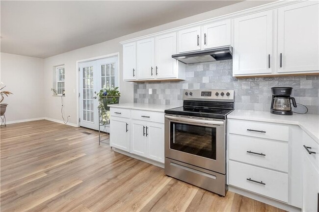 Building Photo - Brand new remodel in North OKC + 4 bedrooms