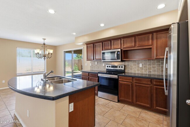 Building Photo - 3118 S 95th Ln