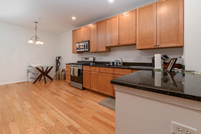 Building Photo - 152 Finstad Dr