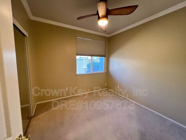 Building Photo - 673 Nacomis Ct