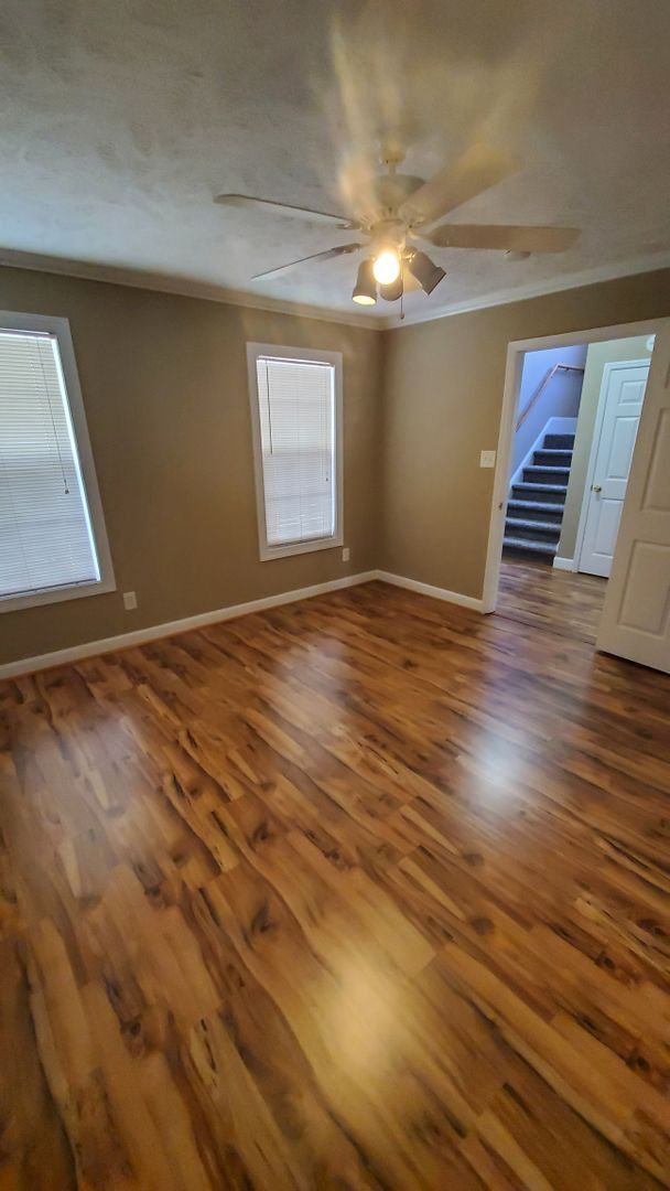 Building Photo - 3 Bedroom Home in Gated Community