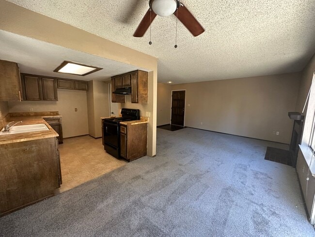 Building Photo - 3700 Tully Rd