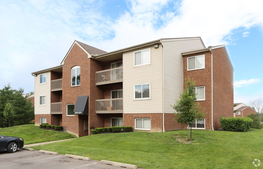 Building Photo - Sandhurst