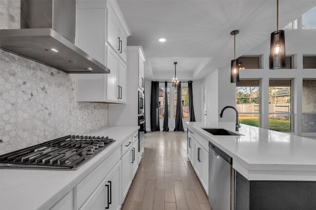 Building Photo - 215 Flower Moon Ct