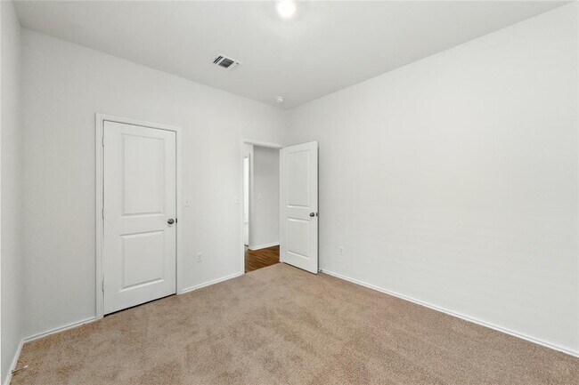 Building Photo - 7013 Tonka Ln