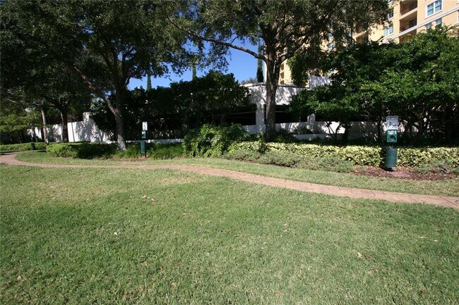 Building Photo - 345 Bayshore Blvd