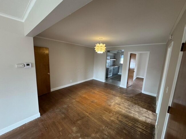 Building Photo - 18 N Huron Ave