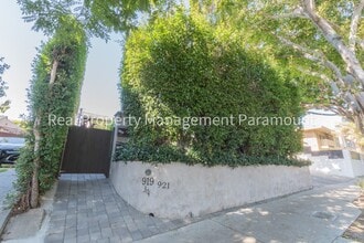 Building Photo - 919 N Stanley Ave