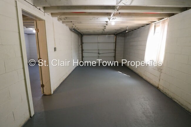 Building Photo - Adorable Pell City Home