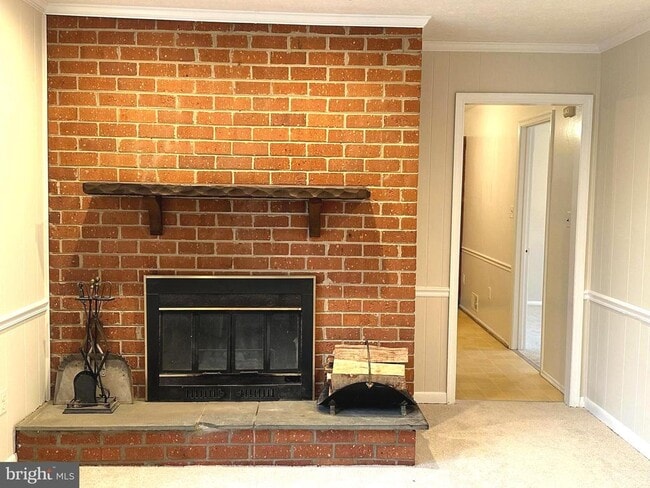 Building Photo - 4037 Olney Laytonsville Rd