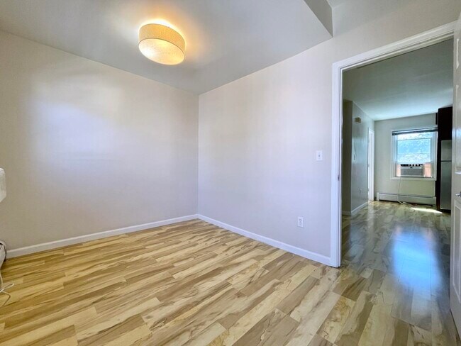 Building Photo - 397 1st St
