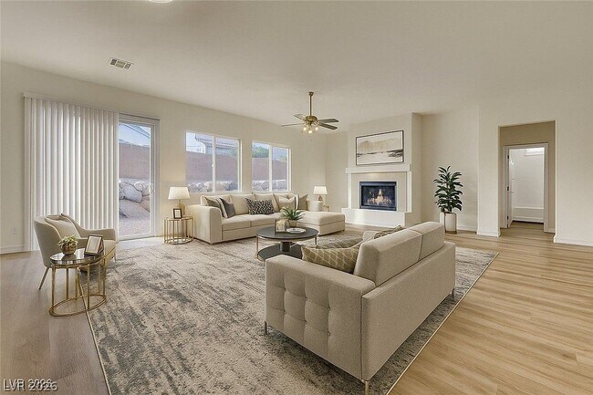 Building Photo - 7931 Campers Village Ave