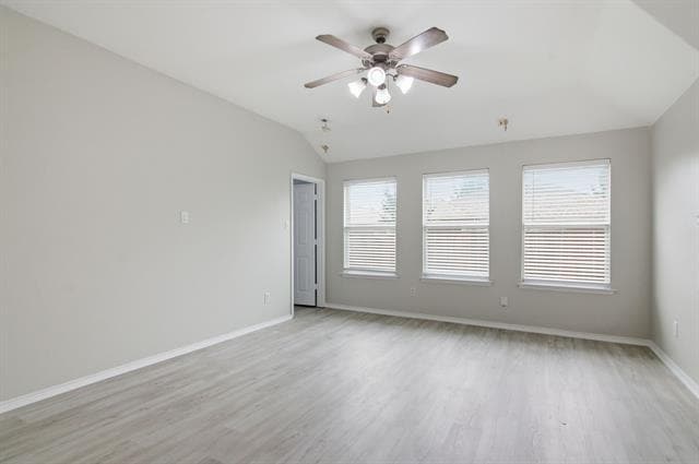 Building Photo - 3804 Verde Dr