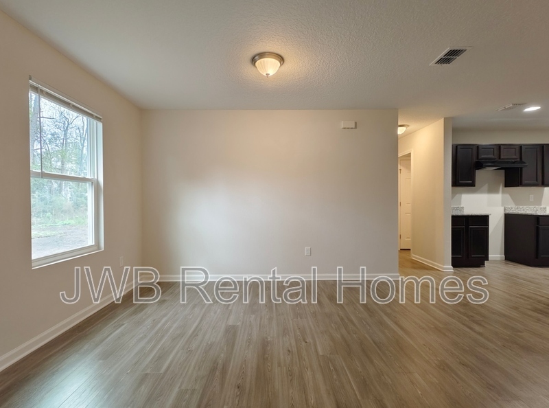 Building Photo - 3848 Soutel Dr