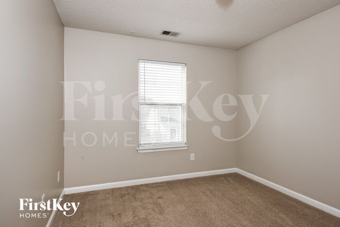 Building Photo - 4580 Grove Park Way NW