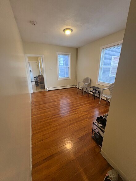 Building Photo - 237 Tremont St