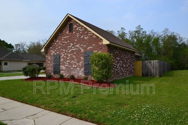 Building Photo - 2691 Woodbend