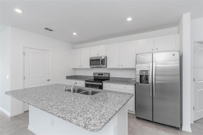 Building Photo - 6773 Branham Mill Ct