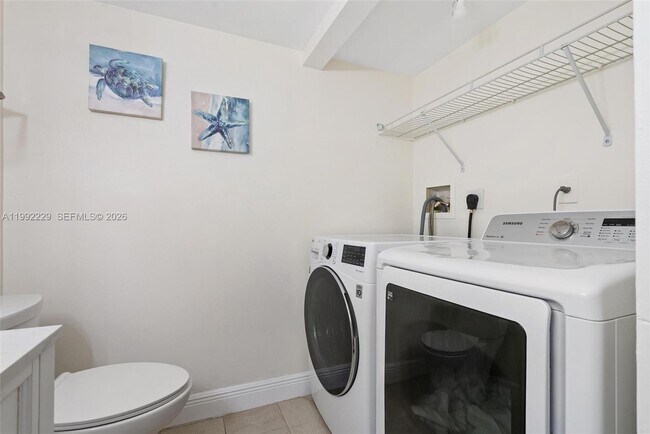 Building Photo - 1350 NW 123rd Ave