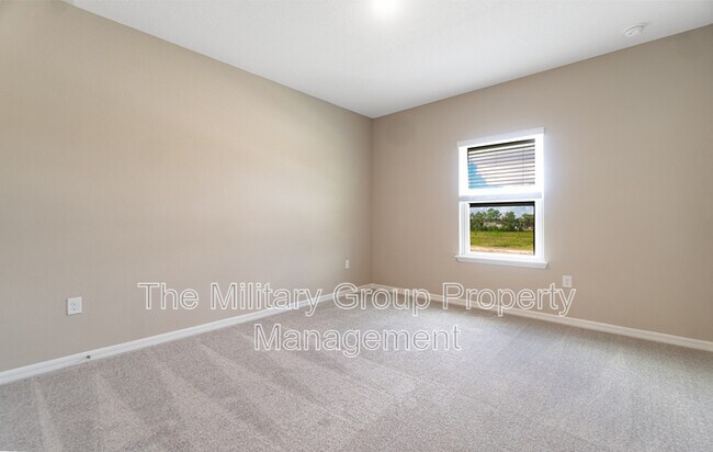 Building Photo - 246 Cherry Elm Dr