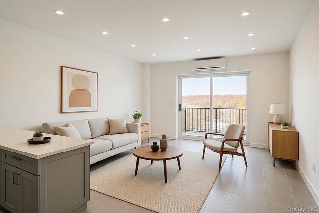 Building Photo - 356-370 Bayview Ave