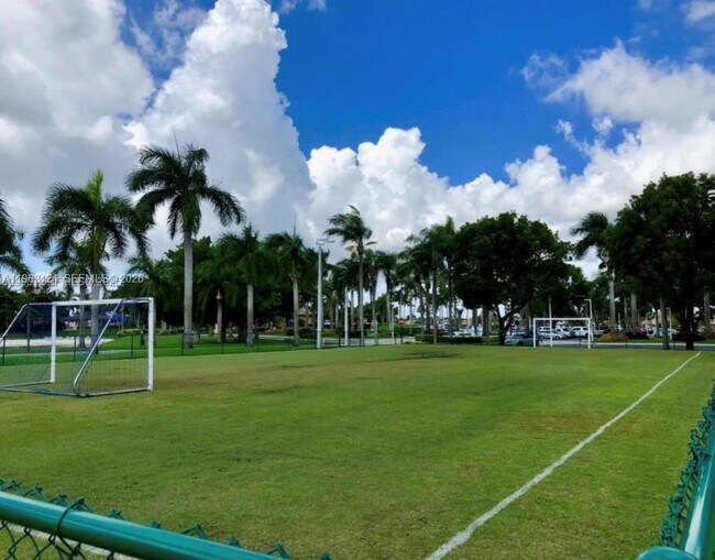 Building Photo - 10700 NW 66th St