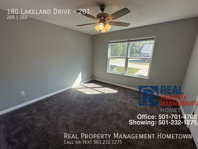 Building Photo - 180 Lakeland Dr