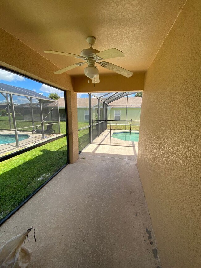 Building Photo - Pool Home for Rent