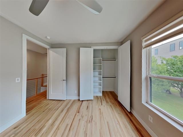 Building Photo - 2345 Vagas St