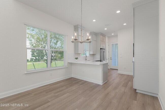 Building Photo - 50 Sewall Ln