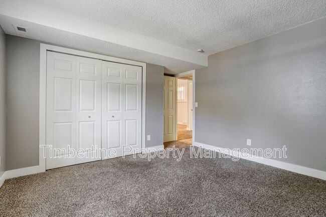 Building Photo - 6446 Pulpit Rock Dr
