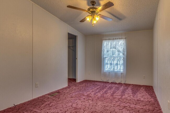 Building Photo - 1559 US-90