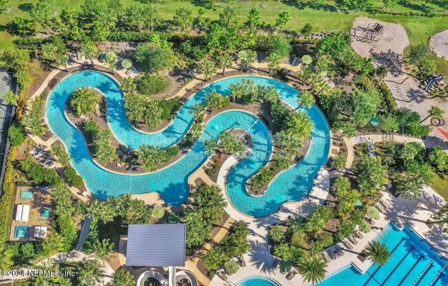 Building Photo - 61 MOORINGS COURT