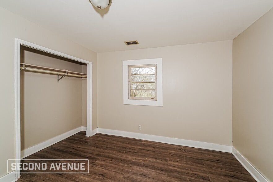 Building Photo - 2709 Powderly Ave SW