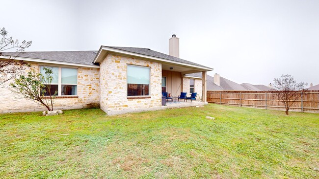 Building Photo - Gorgeous Spanish style home in Jarrell