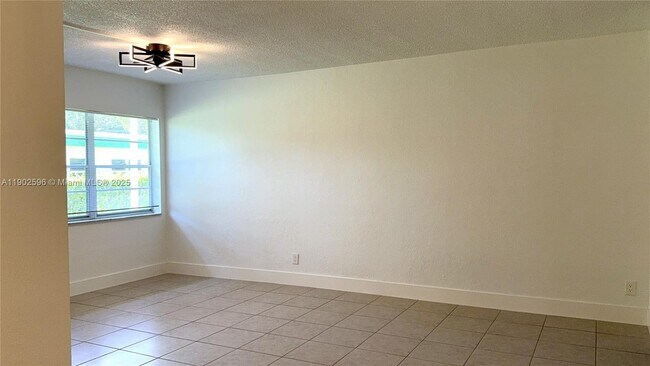 Building Photo - 1450 Atlantic Shores Blvd